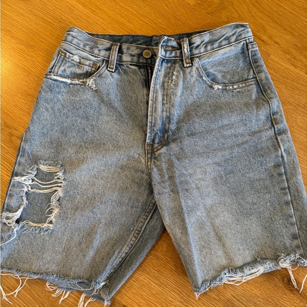 Brandy melville Bermuda shorts